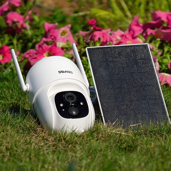 Sovmiku CQ1 AI 2K Solar Security Camera Wireless Outdoor, Battery Powered Cam, Two-Way Audio,PIR Motion Detection, Easy to Setup, Pan/Tilt 360° View,Color Night Vision,Audible Flashlight Siren,SD Slot